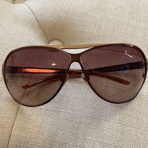 Dolce & Gabbana aviator sunlasses. Great condition!